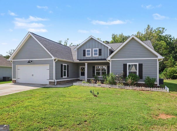 119 Springwood Drive, Carrollton, GA 30117