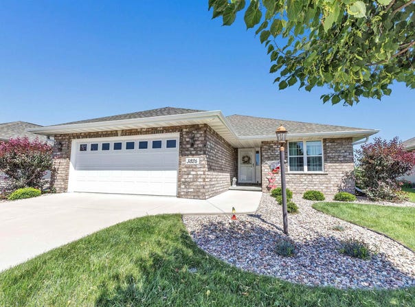 3826 SHORE CREST Lane, GREEN BAY, WI 54311-4197