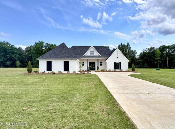 1025 Mullican Road, Florence, MS 39073