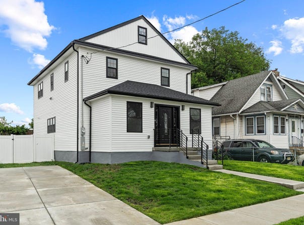 1315 GRANT AVENUE, HADDON TOWNSHIP, NJ 08107