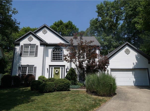 1247 Glenoak Drive, Tallmadge, OH 44278