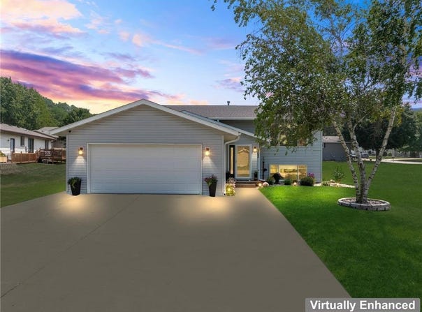 902 Burr Oak Avenue NE, Chatfield, MN 55923