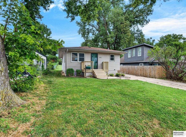 2035 N 69th Street, Omaha, NE 68104