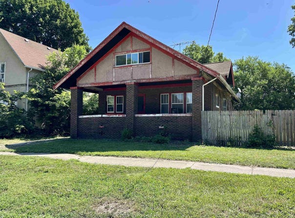 1520 PARMELE, ROCKFORD, IL 61104