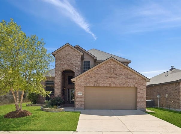 11400 Dorado Vista Trail, Fort Worth, TX 76052