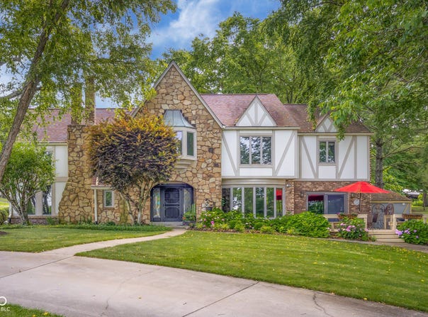 995 E Skyline Drive, Brownstown, IN 47220