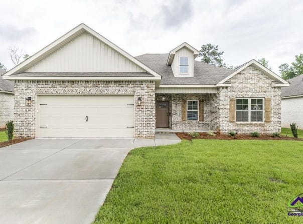 512 Bristleleaf Path, Kathleen, GA 31047