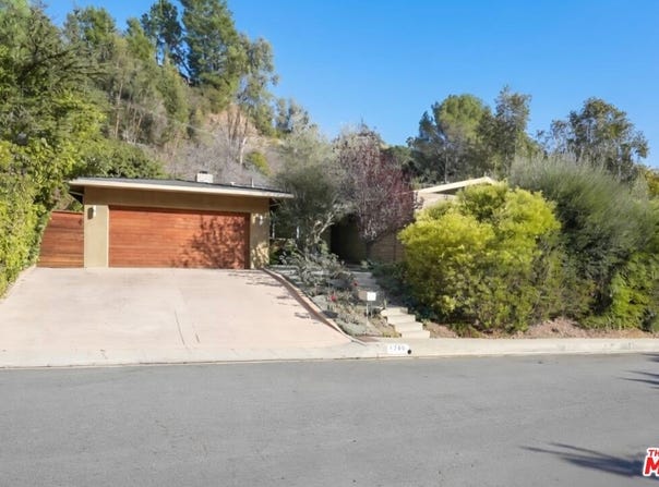1700 San Ysidro Dr, Beverly Hills, CA 90210
