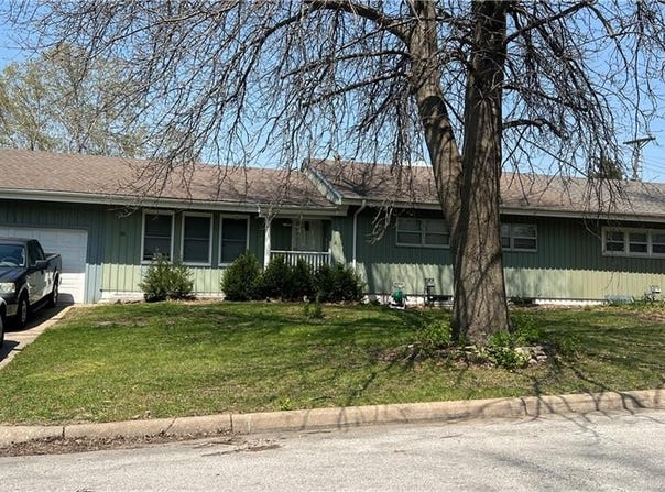 511 Tumbleweed Place, Belton, MO 64012