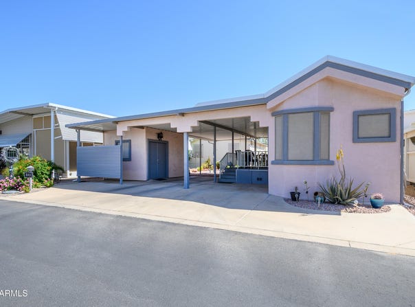17200 W BELL Road, Surprise, AZ 85374