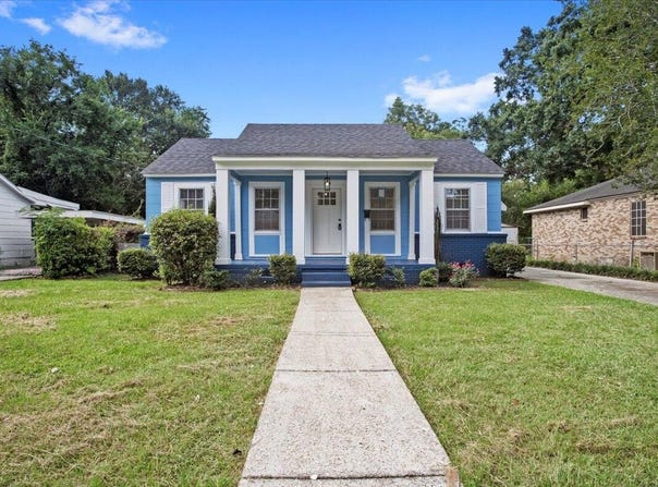 129 W Cherry Dr., Petal, MS 39465