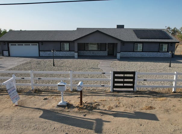 10165 E East Avenue S10, Littlerock, CA 93543