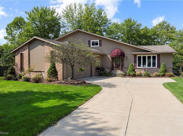 14317 Wilma Drive, Strongsville, OH 44136