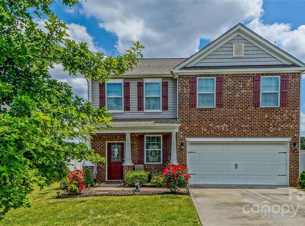 1130 Rock Haven Drive, Charlotte, NC 28216