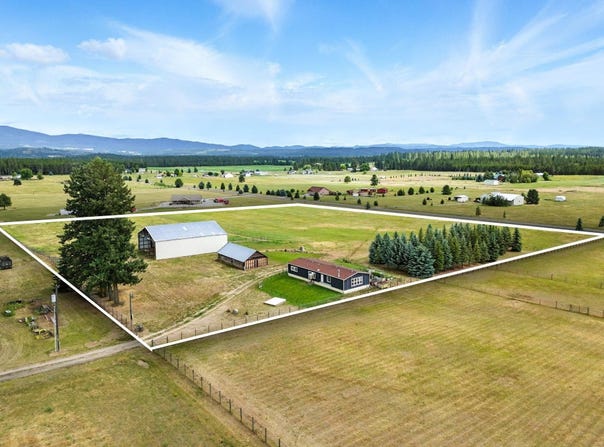 30628 N LIZ Ln, Deer Park, WA 99006