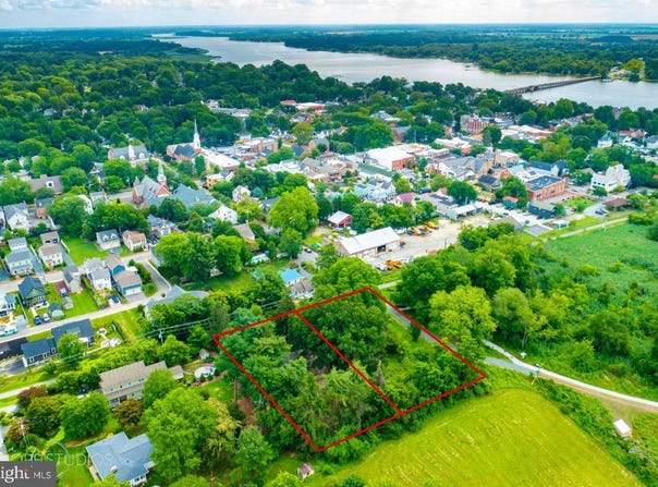 300 and 302 S MILL Street, CHESTERTOWN, MD 21620