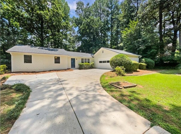 4095 Maxanne Drive NW, Kennesaw, GA 30144