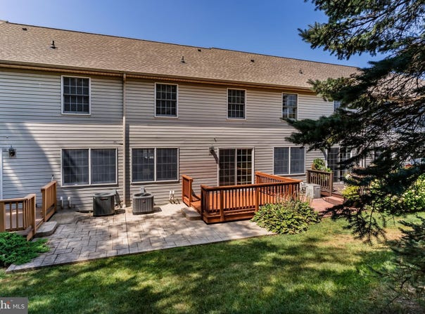 4067 CAISSONS COURT, ENOLA, PA 17025