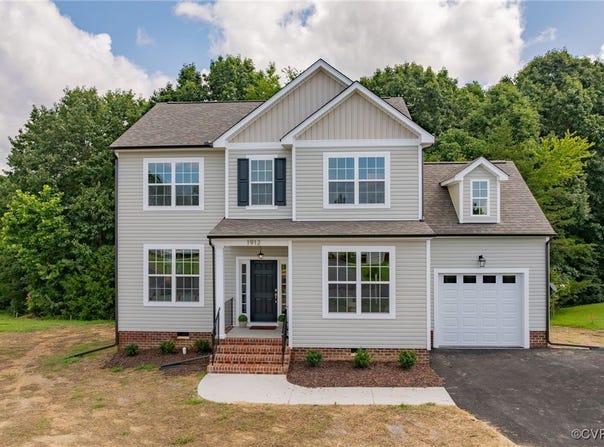 1912  Woodland Trl, Farmville, VA 23901
