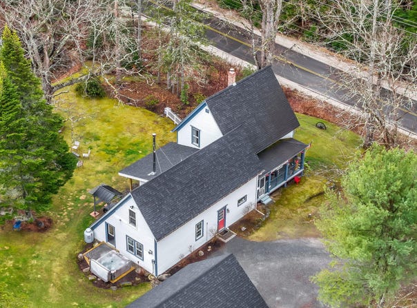 98 Hog Bay Road, Franklin, ME 04634