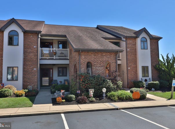 47 BLACK OAK Drive, LANCASTER, PA 17602