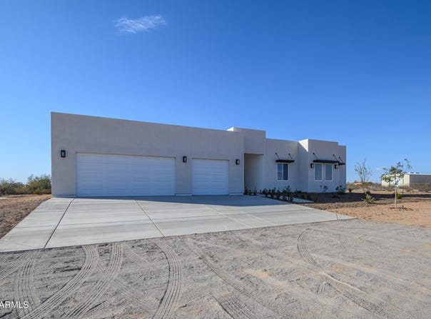 29456 N 208TH Lane, Wittmann, AZ 85361