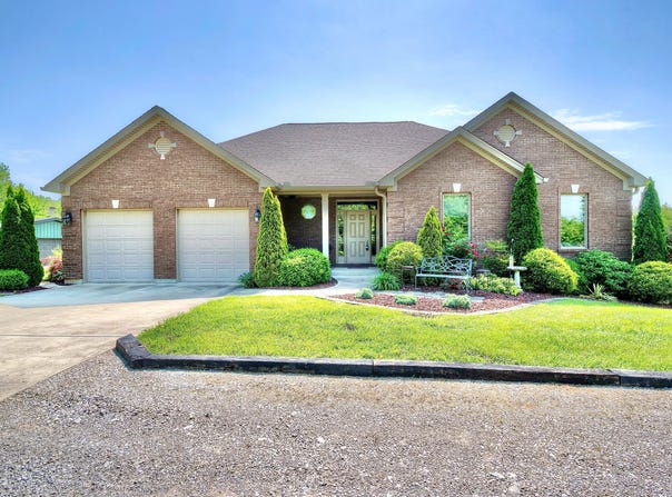 4670 Belleview Road, Petersburg, KY 41080