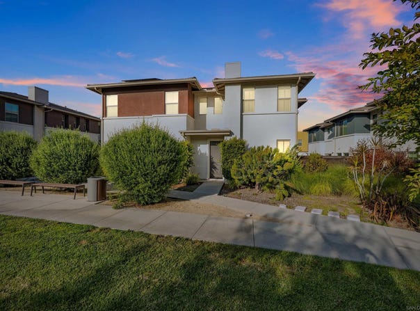2053 Tango Loop unit: 3, Chula Vista, CA 91915