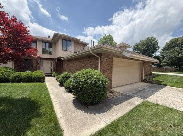 3141 E Raynell Street, Springfield, MO 65804