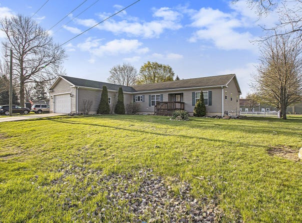 17026 H Drive S, Marshall, MI 49068