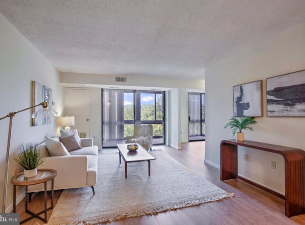 5300 HOLMES RUN PARKWAY, ALEXANDRIA, VA 22304