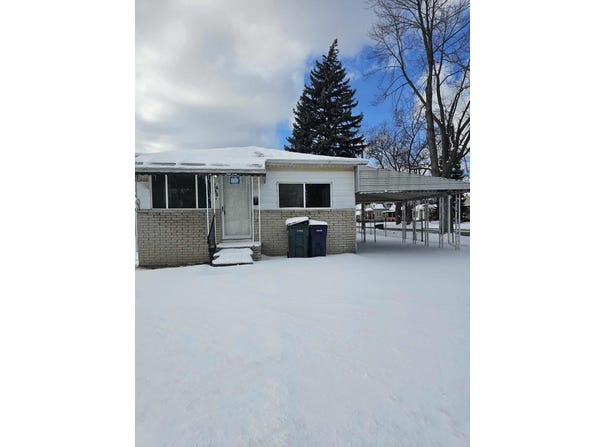 2458 River Drive, Lincoln Park, MI 48146