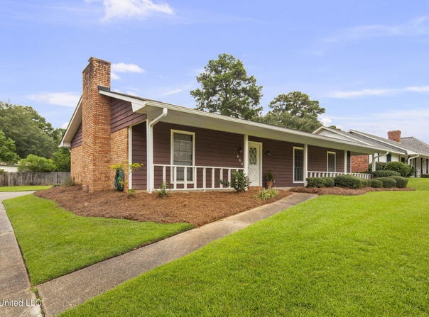 668 Bruin Avenue, Pearl, MS 39208