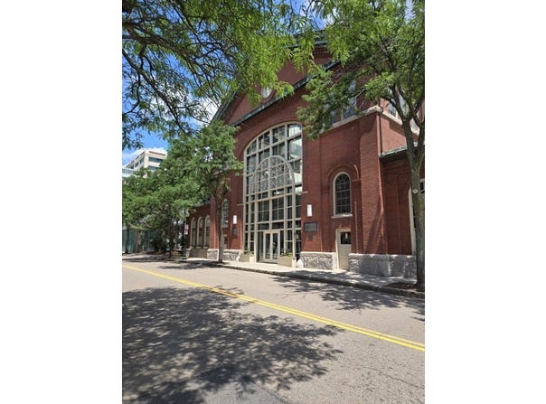 106 13th St, Boston, MA 02129