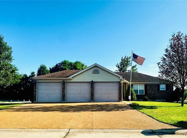 122 Joe D Drive, Jonesburg, MO 63351