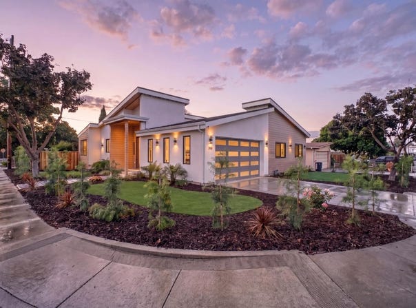 806 Emily DR, MOUNTAIN VIEW, CA 94043