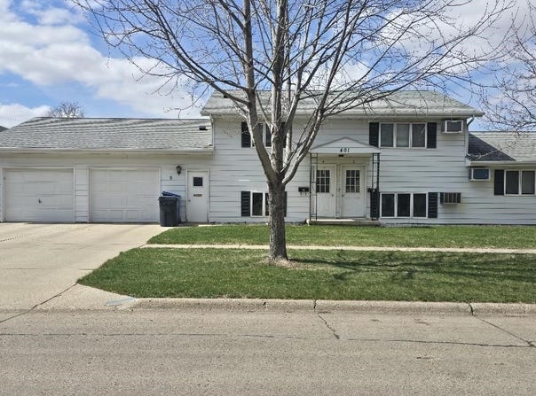 401 3rd Ave. SW, LeMars, IA 51031
