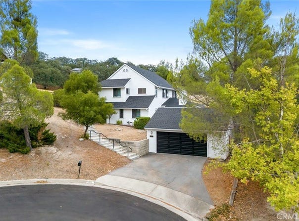 806 Grove Street, Paso Robles, CA 93446