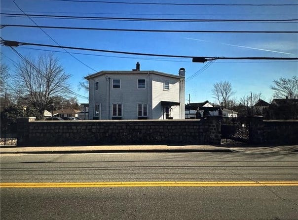 80 Phenix Avenue, Cranston, RI 02920