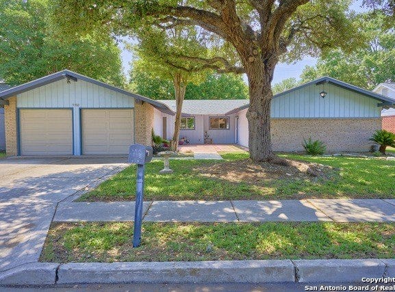 9702 LANTANA DR, San Antonio, TX 78217-4519