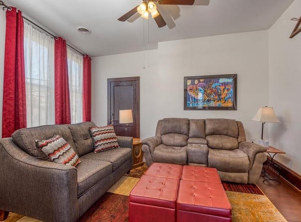 334 S Main, Marion, VA 24354