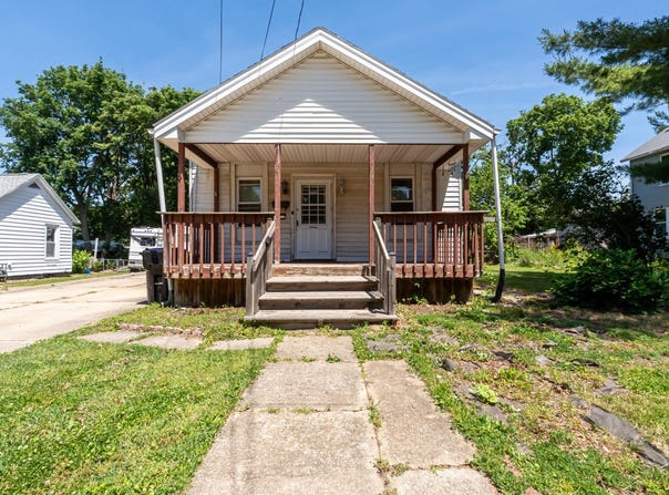 306 E Sycamore Street, Normal, IL 61761