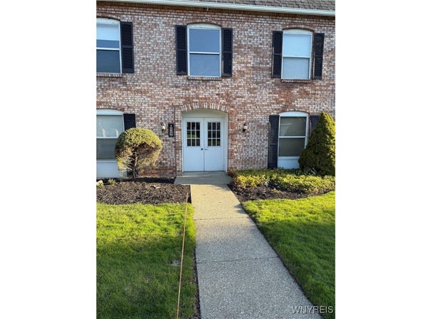 4545 Chestnut Ridge Road, Amherst, NY 14228