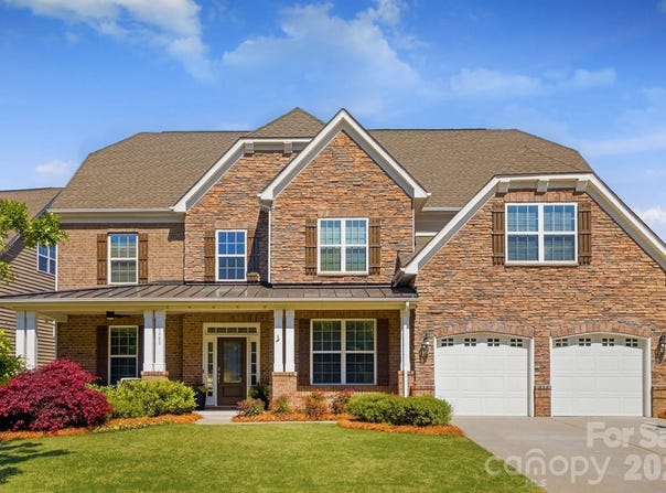 1989 Topaz Plaza, Davidson, NC 28036