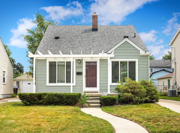 2214 Baxter Avenue, Royal Oak, MI 48067