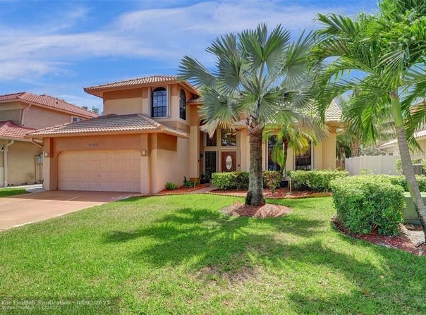 2565 KERRY DR, Cooper City, FL 33026