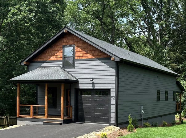 203 1 S Oconeechee Avenue, Black Mountain, NC 28711
