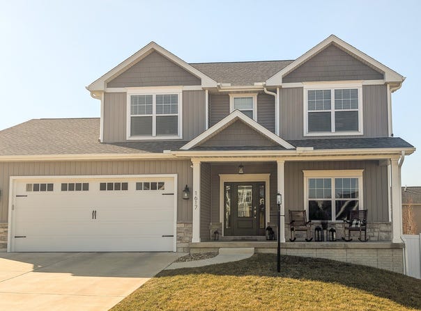 1617 Oliger Drive, Mahomet, IL 61853