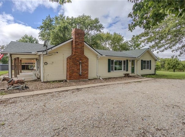 14768 Lincoln Lane, Rayville, MO 64084