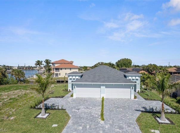1107 SE 38th Street, Cape Coral, FL 33904